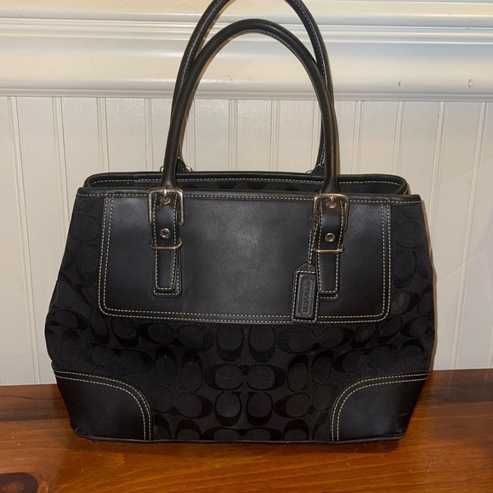 Coach Black Signature Hamptons Carryall Satchel